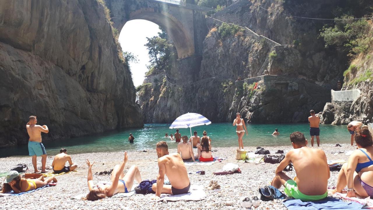Alta Quota Relax On The Sea Bed & Breakfast Salerno Eksteriør bilde
